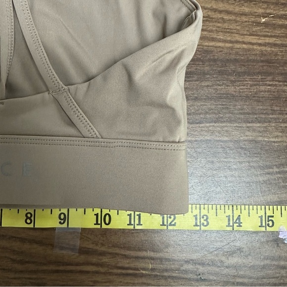 Balance Collection Women's Strappy Sports Bra, Cream, Light Stone, Medium - Picture 8 of 8